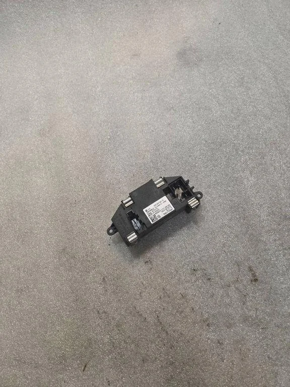 Widerstand Heizung VW Passat B6 (3C2) 997211A