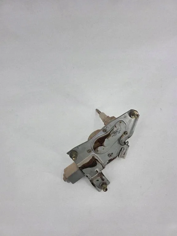 Mitsubishi Pajero 3 Heckscheibenwischer Motor MR388052