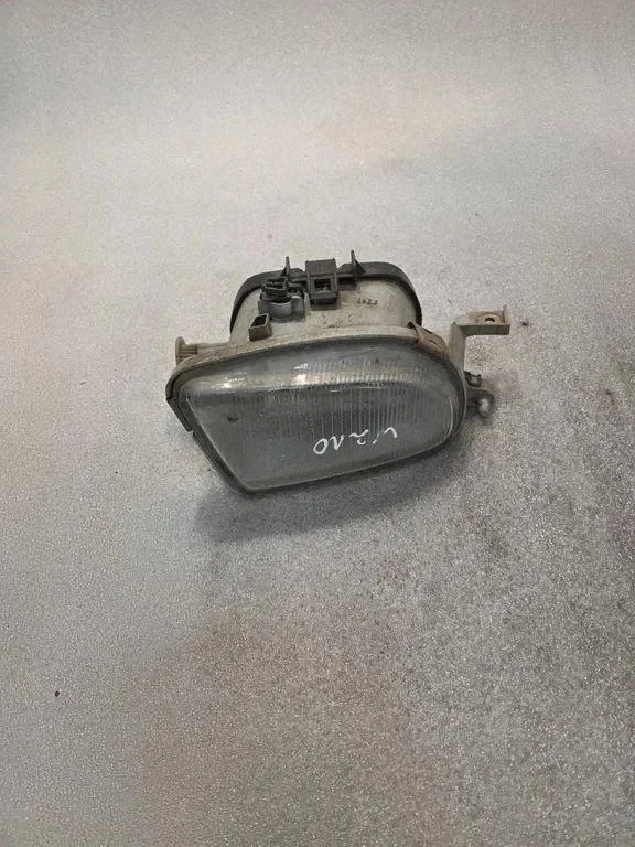 Faro delantero izquierdo Mercedes E W210 Usado