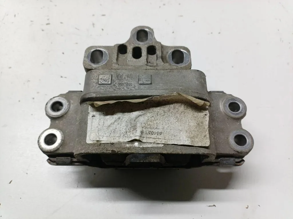 Motorfäste SEAT ALHAMBRA 7N0199555