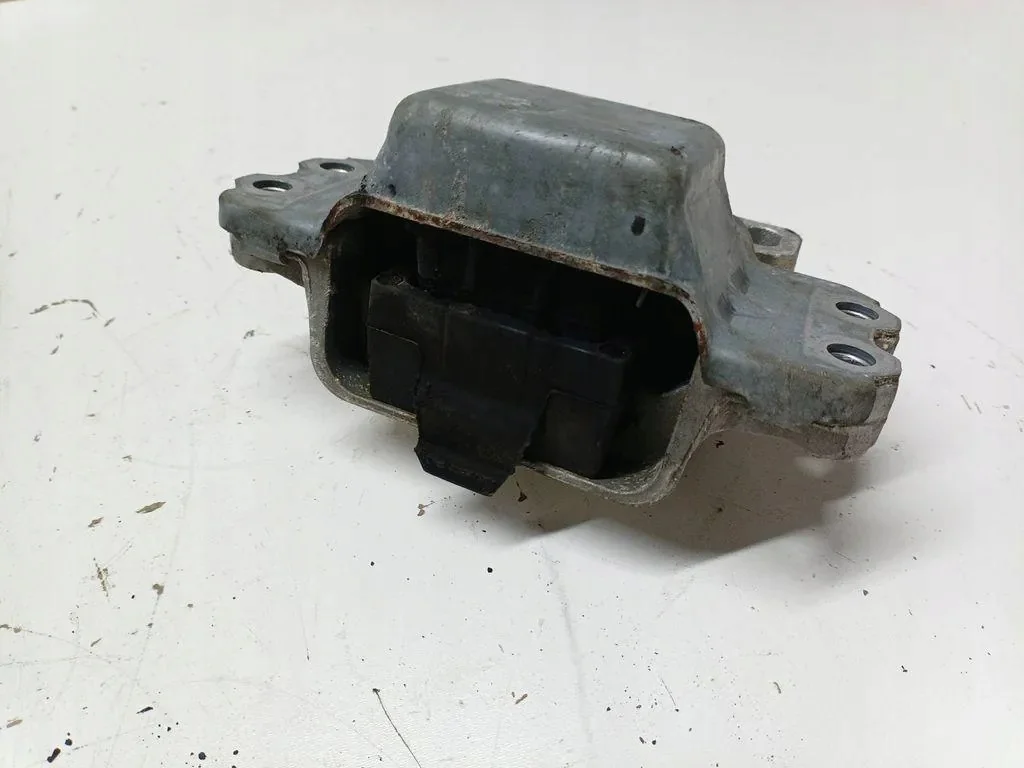Engine Mount SEAT ALHAMBRA 7N0199555 Used image 3