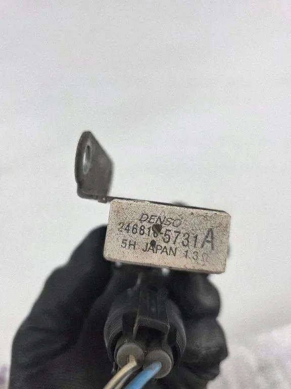 2013 Toyota Yaris Weerstand blower 2468105731 image 3