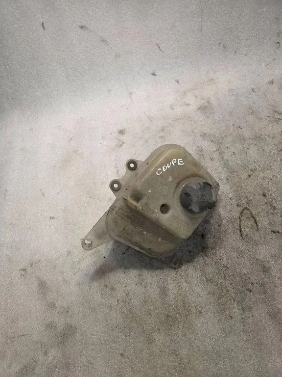 Audi 893121403 Vase d'expansion usagé image 2