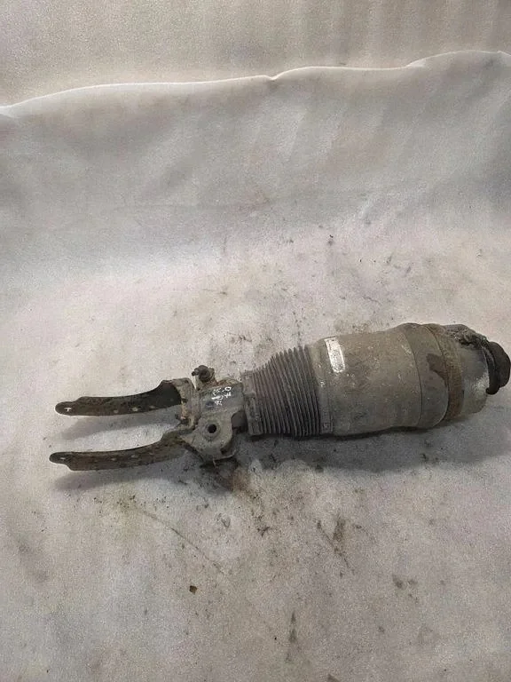 Audi 7l8616040d Scheinwerfer vorne links