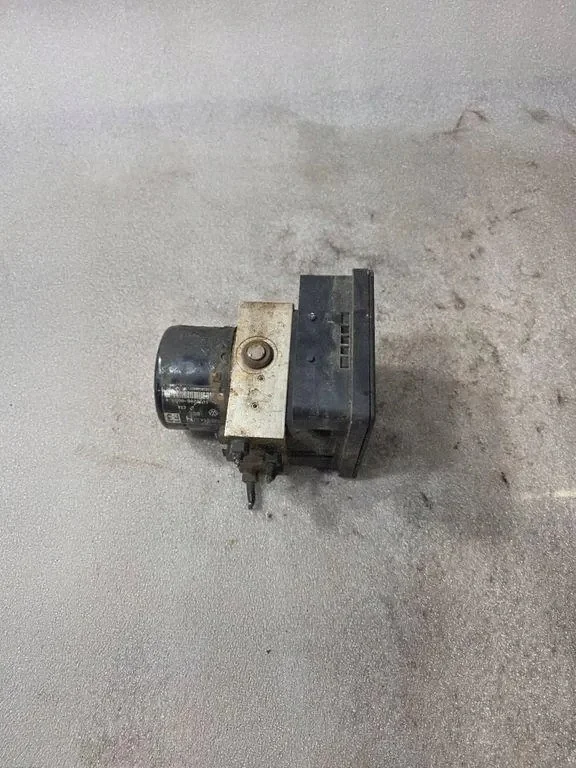 Pompe ABS Audi A3 8L1 1C0907379E