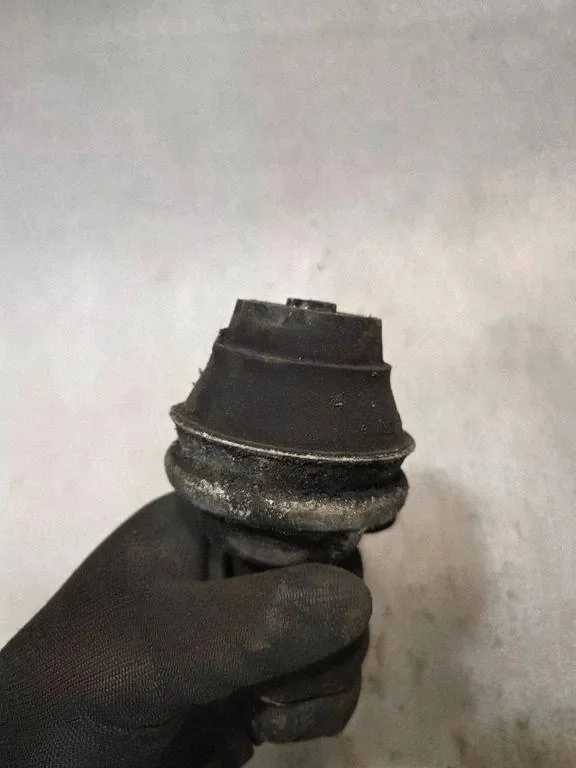 Motorfäste Audi A6 S6 C5 4.2 V8