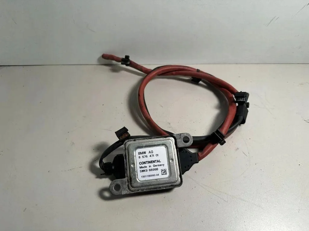 NOx-anturi 8576471 8589846 BMW F11 F21
