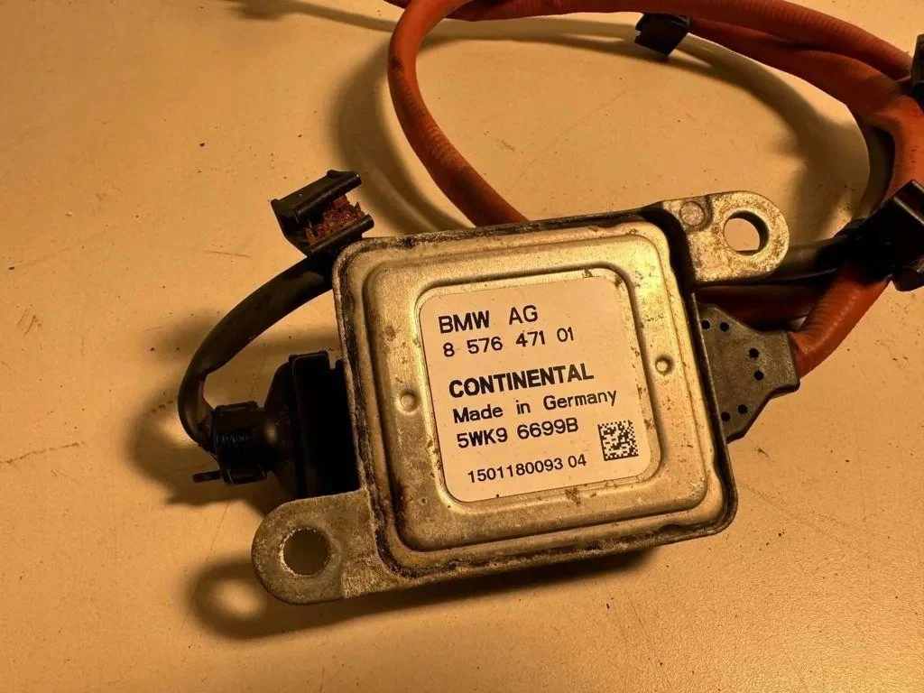 Sensor Nox BMW 5WK96699B Usado image 5