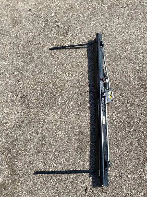 BMW 7 F01 F02 F04 Roleta 9129056