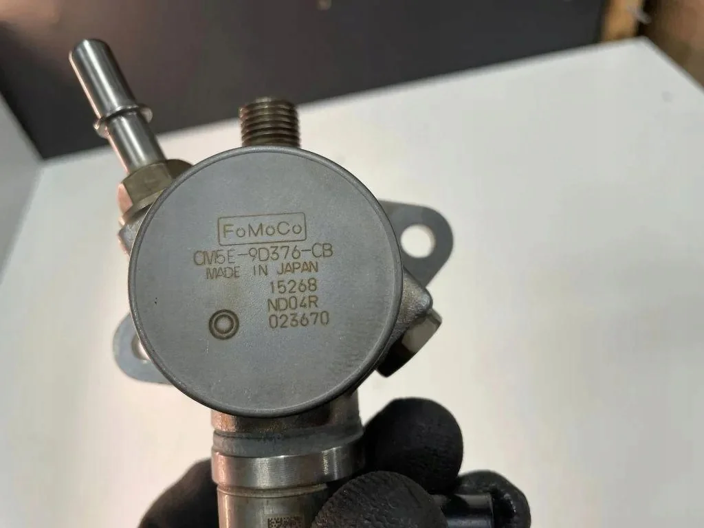 Polttoainepumppu CM5E-9D376-CB Ford Focus MK3 image 4