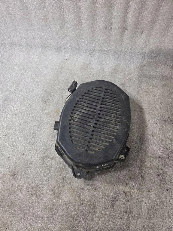 Subwoofer BMW 3 E46 2002 Usado 8369940