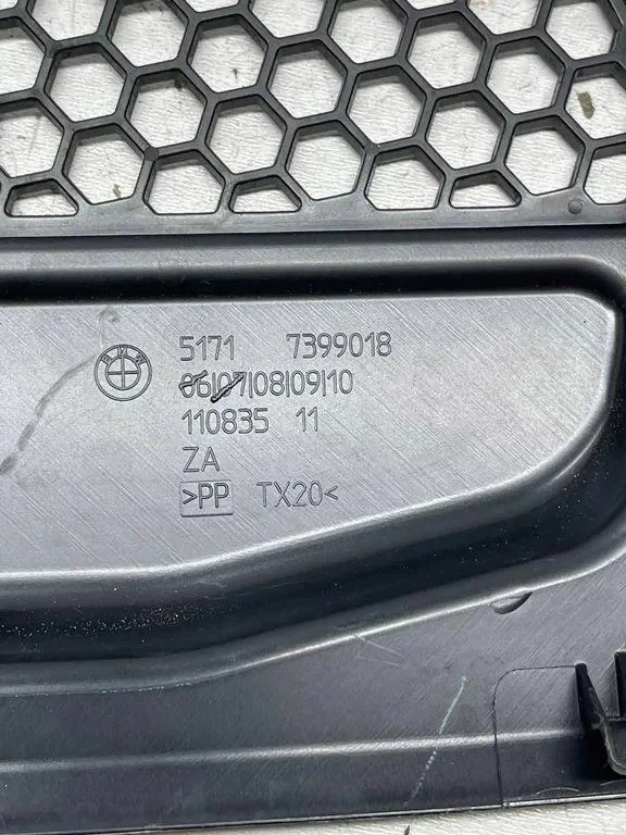 Plástico limpiaparabrisas BMW X3 G01 7399018 image 8