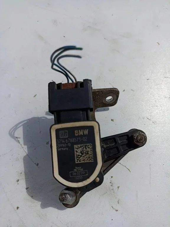 Sensor Nível Esquerdo BMW 5 GT F07 6788573