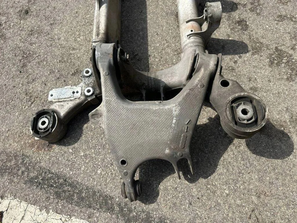 Achsträger hinten BMW 7 (F01, F02, F03, F04) image 3