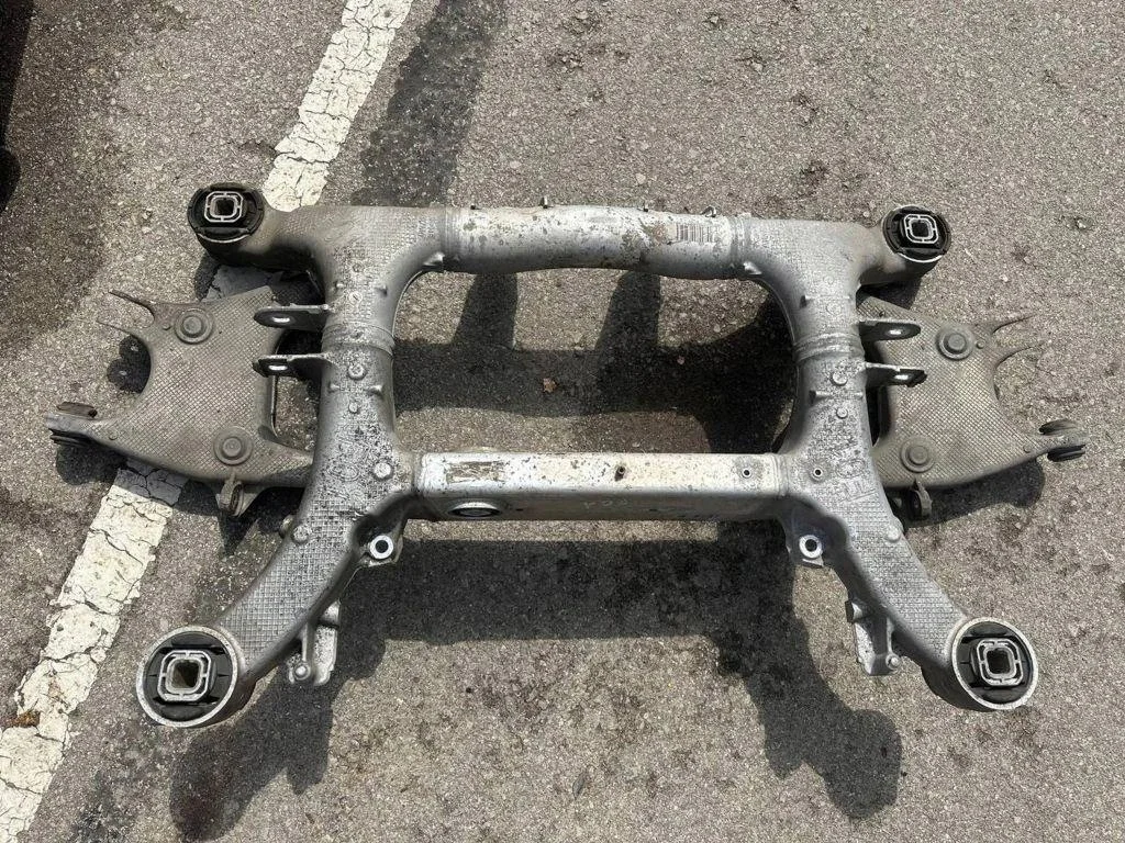 Achsträger hinten BMW 7 (F01, F02, F03, F04) image 5