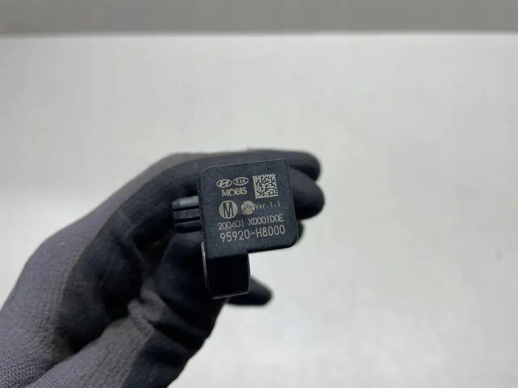 Kia Impact Sensor 95920-H8000 Used image 3