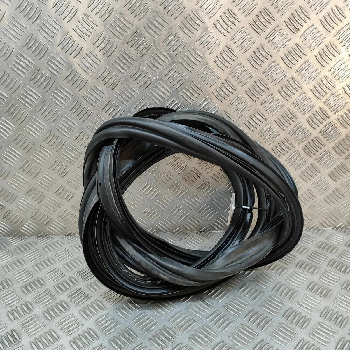 Joint de hayon Polestar 2 (P) - Occasion image 4