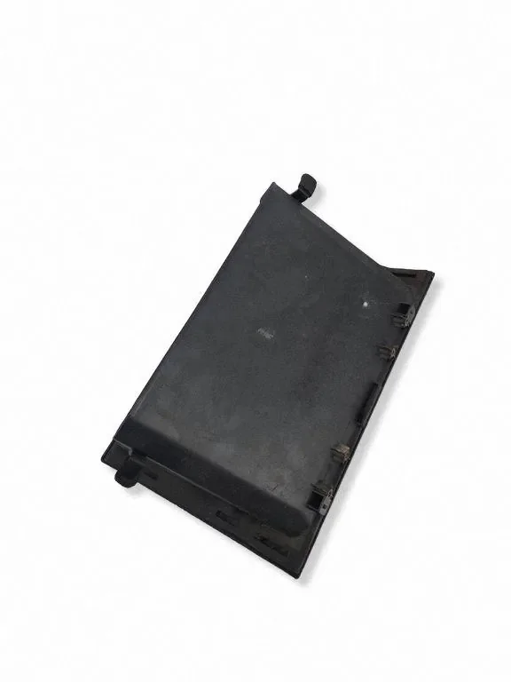 Dashboardkastje Mitsubishi Pajero II MB652136