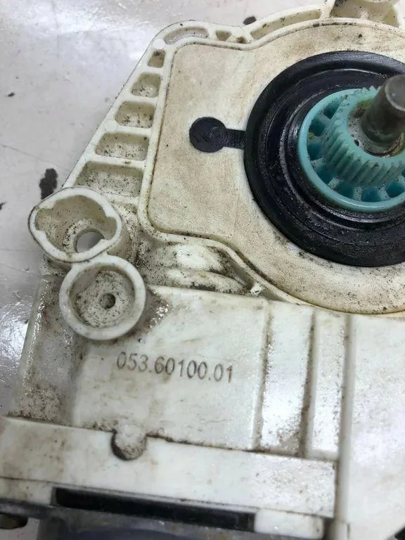 Audi Window Motor 4F0959802 Used image 3