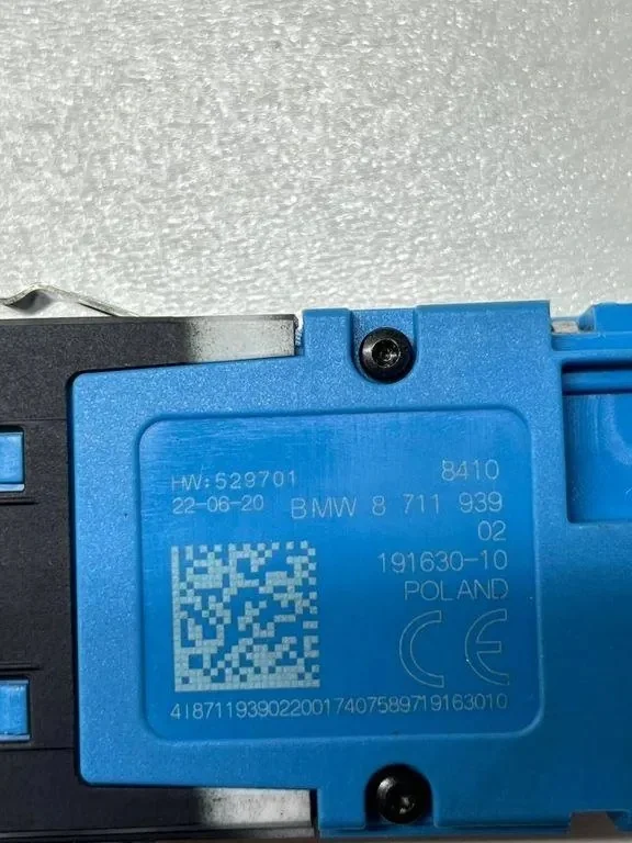 USB BMW 3 (G20, G28) 19163010 image 3