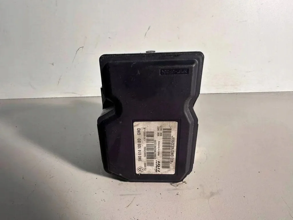 ABS Pumpe VW Tiguan 2.0L 103kw 2013 image 3
