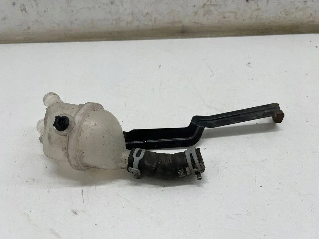 Durite réservoir liquide refroidissement Opel Insignia B