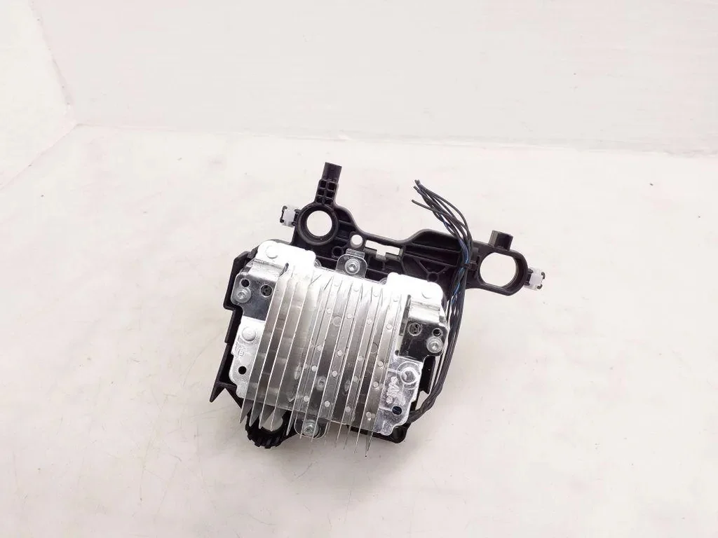 BMW iX1 Scheinwerferteil 24540102 image 3