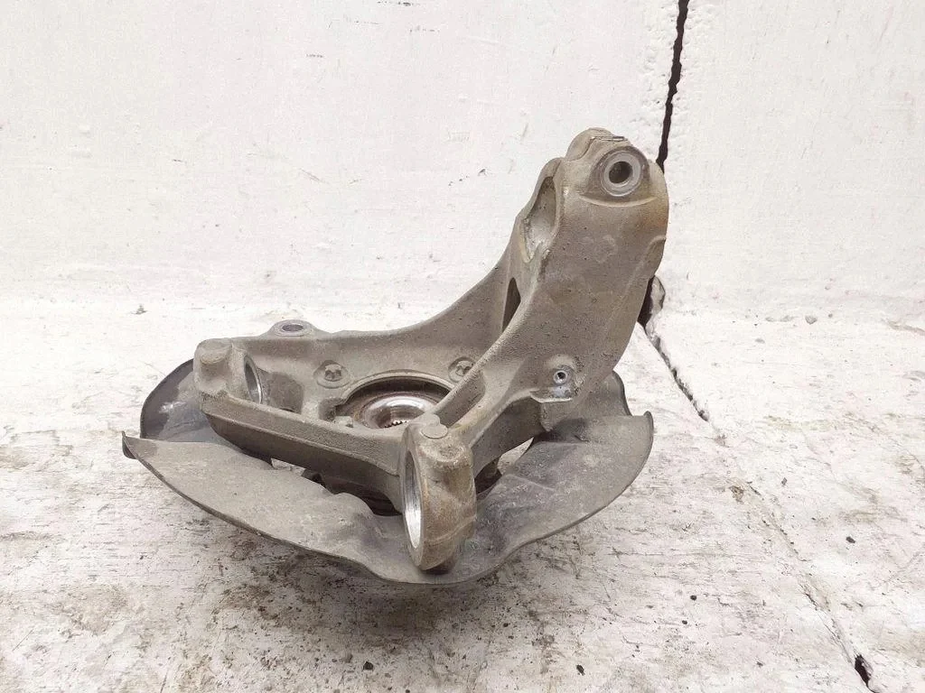 Mercedes W177 W247 Framh. höger nav image 5