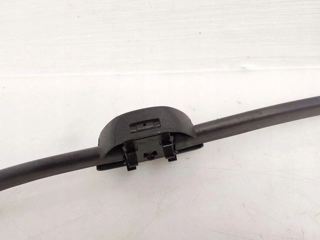 BMW X2 (U10) Windshield Washer Nozzle 5B5BC93 image 3