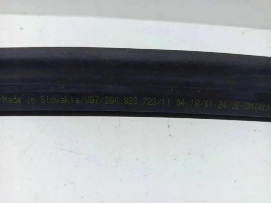 VW Polo 17- Hood Seal 2G0823723