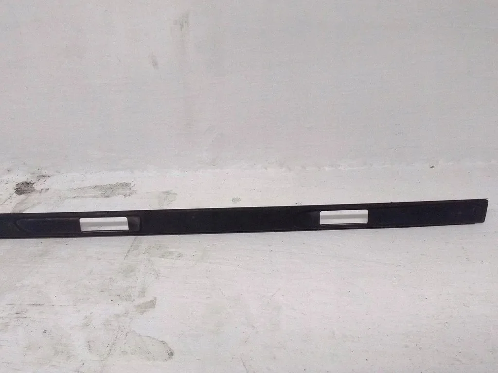 Mercedes-Benz EQB Kattolist Oikea A2476902400 image 3