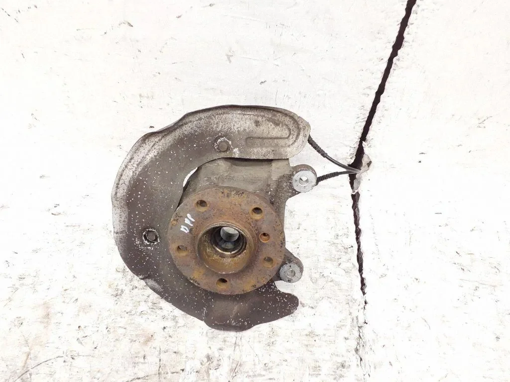 Porte-moyeu droit Mini Cooper F56 621654