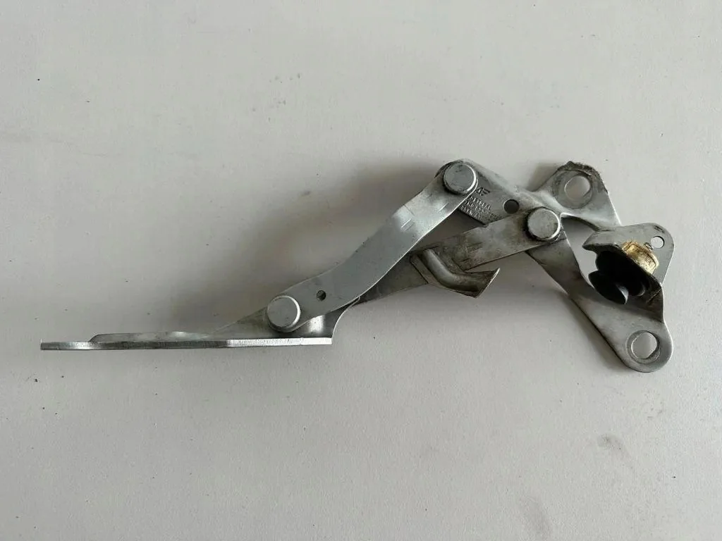 VW Sharan 2003 Hood Hinge Left 7M0823301L