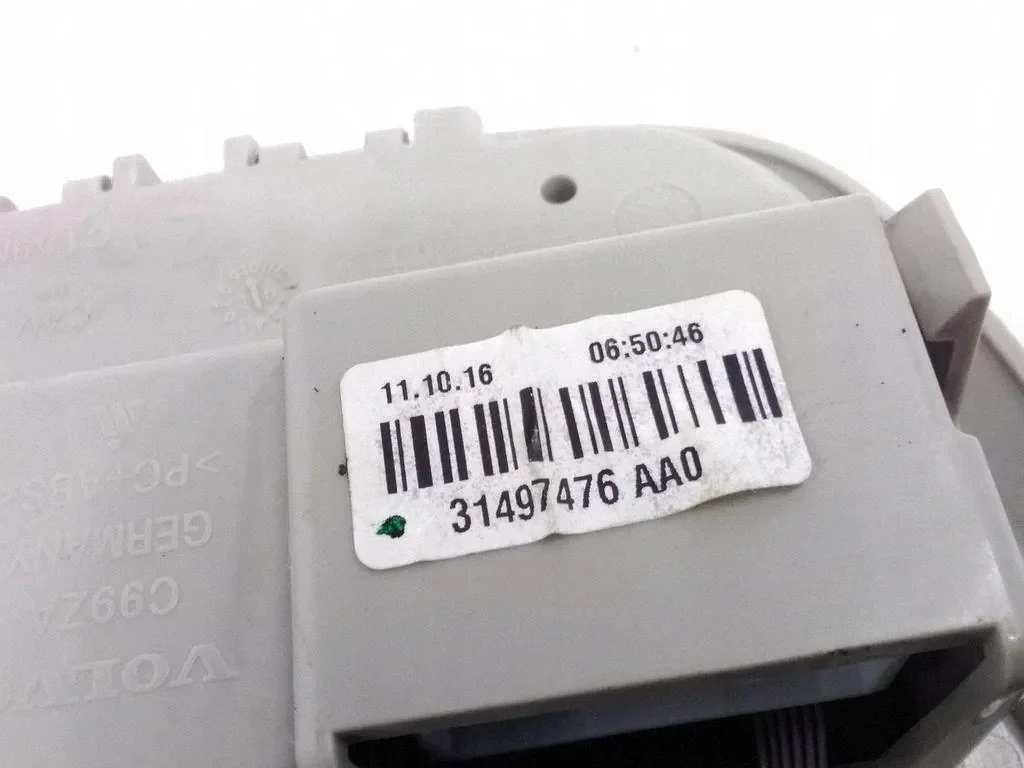 Volvo XC90 2016 Luz Asiento Delantero 31497476 image 4