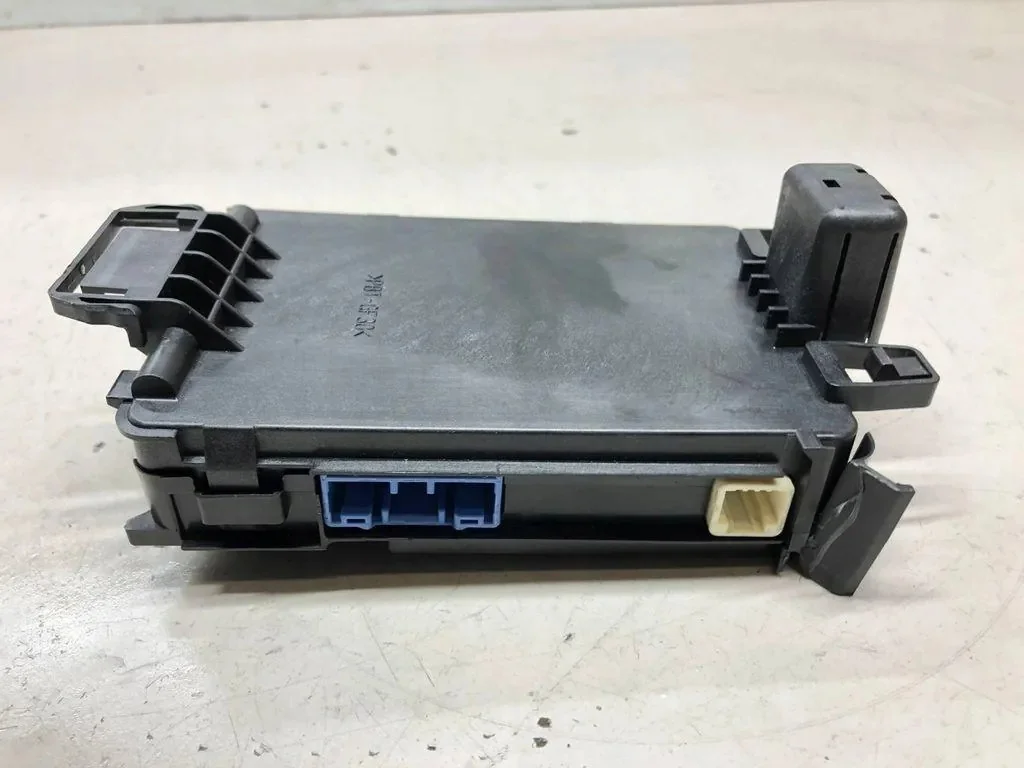 Module confort Mazda 6 KD45675YOG