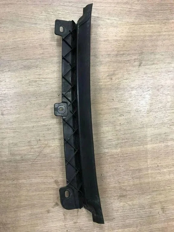 Plástico Limpa Para-brisas BMW X1 E84 Usado image 3