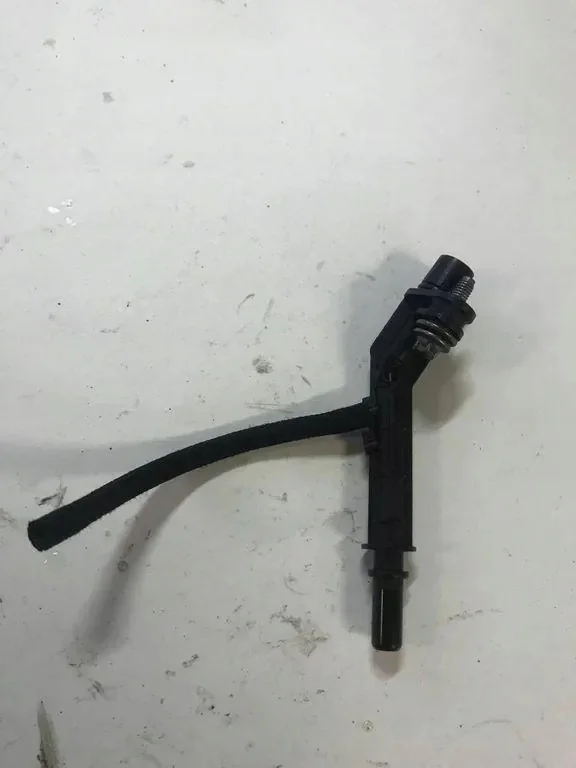 Peça Compartimento Motor BMW 5 (G30) 8513330