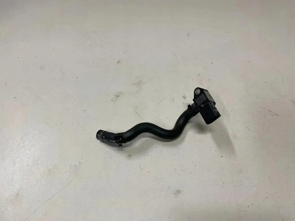 Capteur Pression DPF Skoda Superb III 04L906051B
