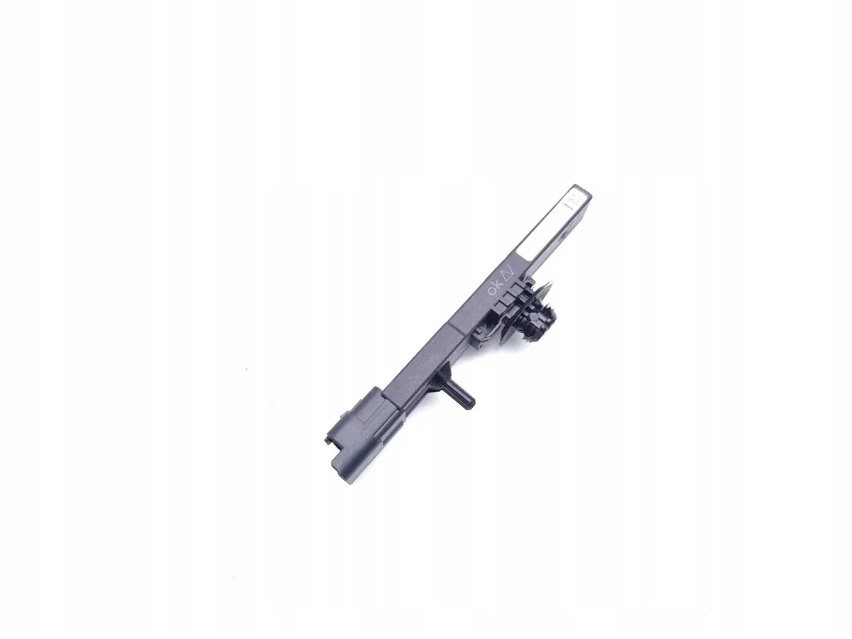 Peugeot 2008 Antena Interna Usata E1136485-A image 3