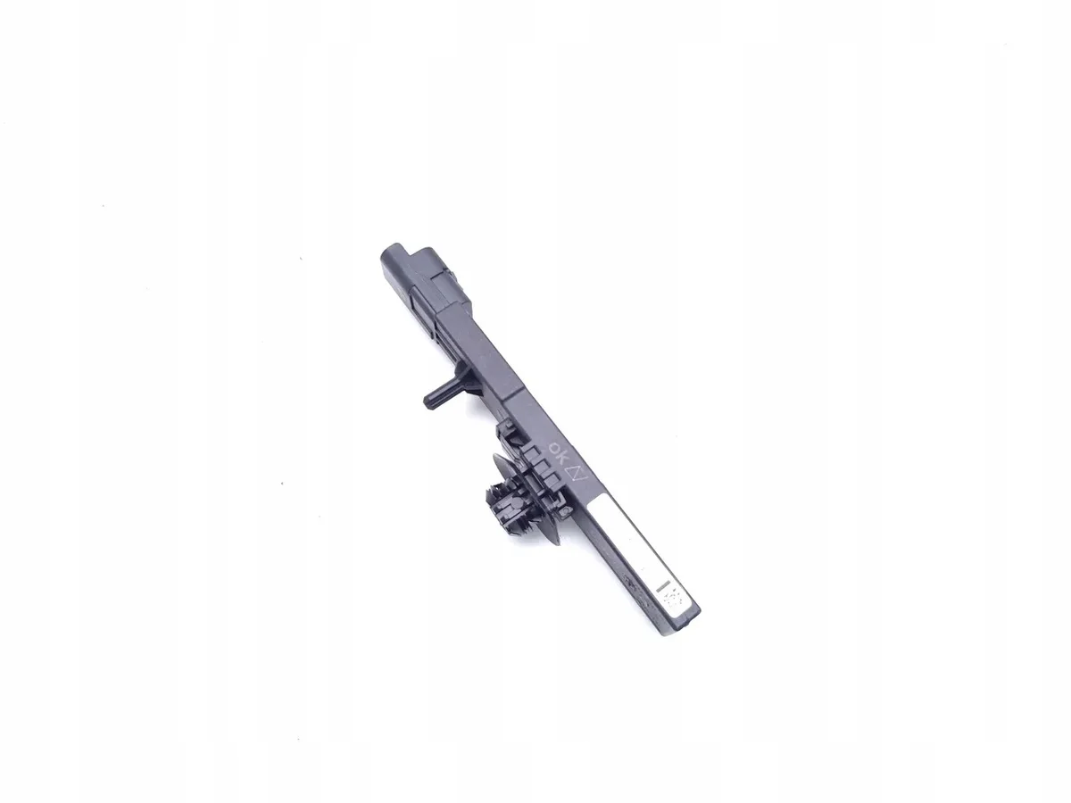 Peugeot 2008 Antena Interna Usata E1136485-A image 4