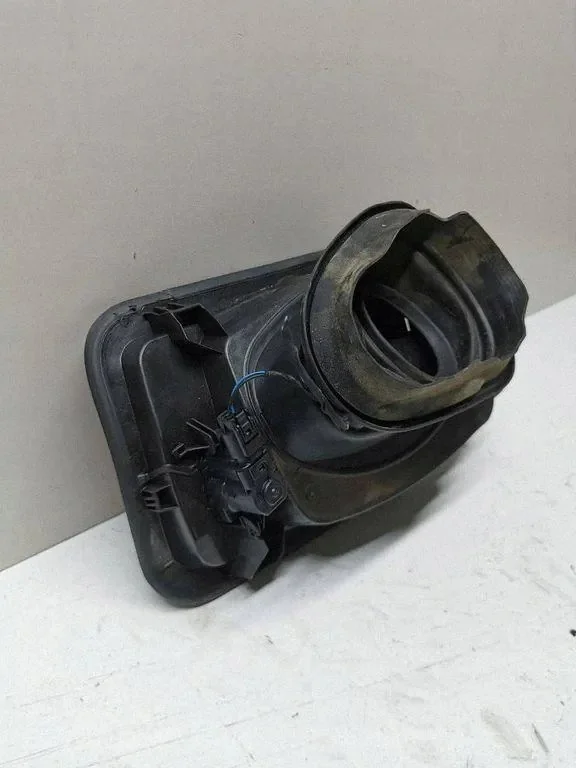 Tampa Tanque Combustível BMW F46 7332361 image 3