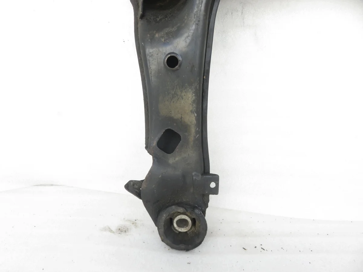 Audi A4 B6 krängningshämmarstag vänster image 5