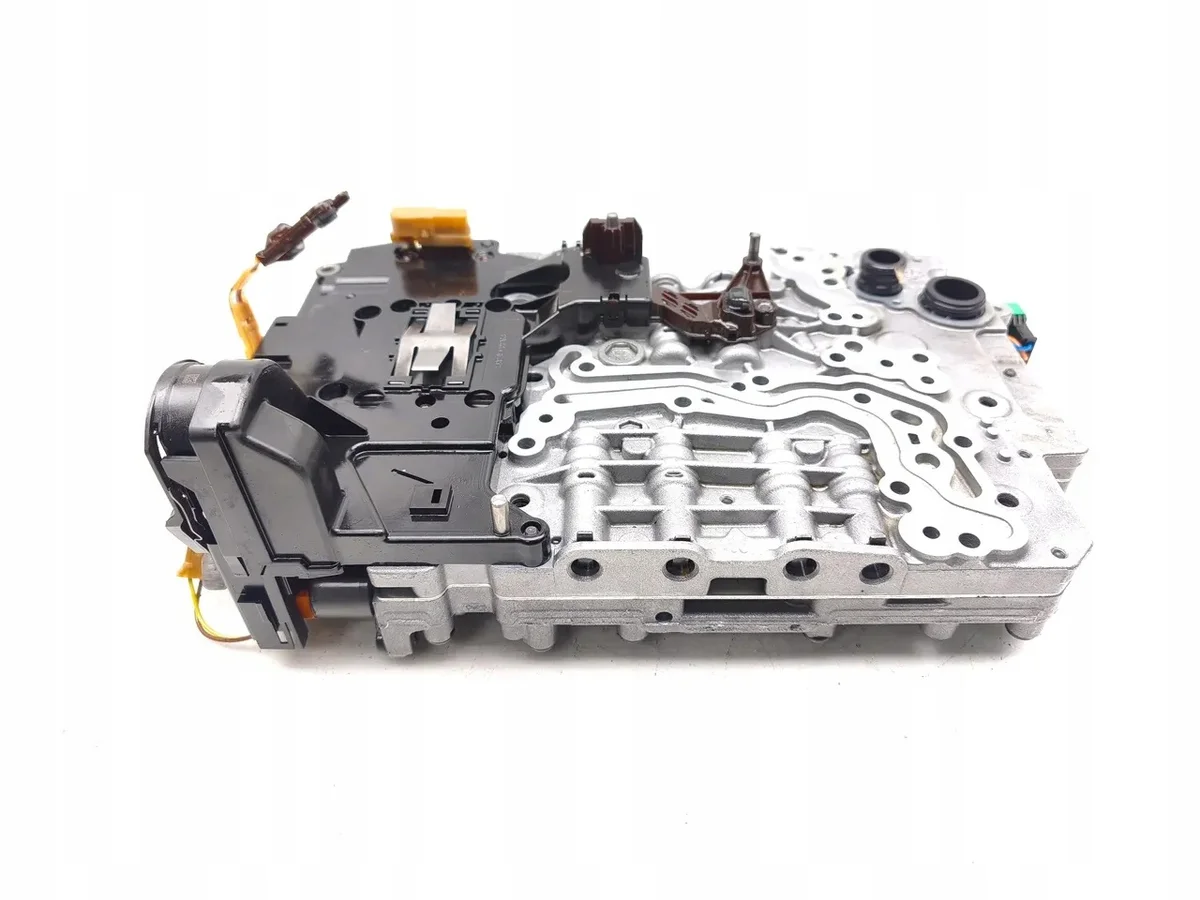 Jaguar XE 2.0 D Transmission Control Module image 4
