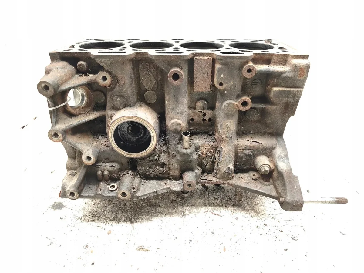 Nissan NV200 Engine Block K9K608 Used image 5