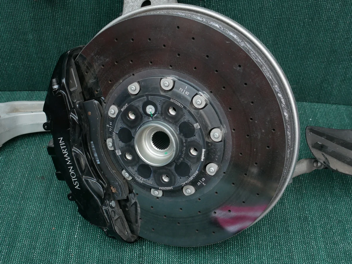 Disco Freio Cerâmico Aston Martin DBX707 DBX S