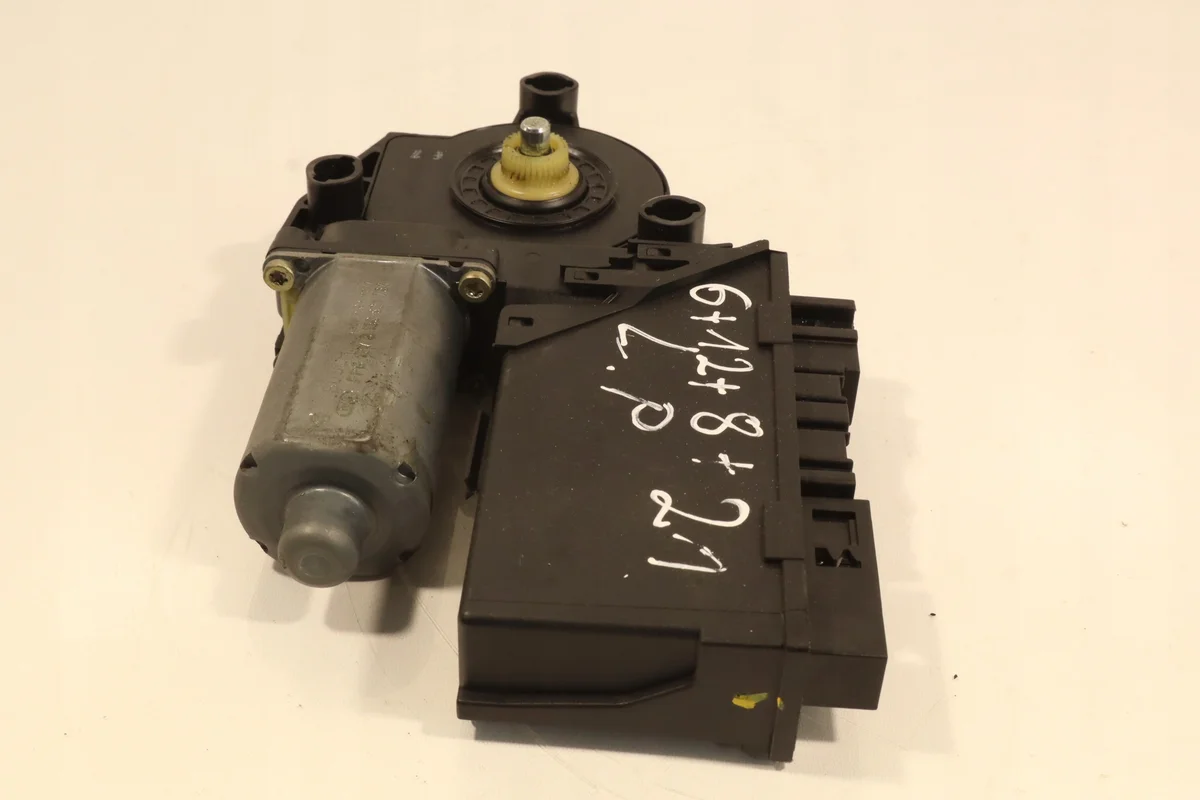 Moteur lève-vitre Audi A2 Avant Gauche