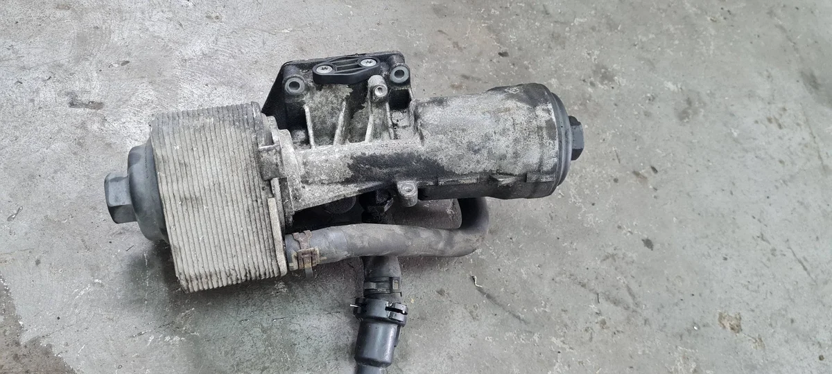Q5 8R Oliefilterhuis 2.0 TDI 045115389K