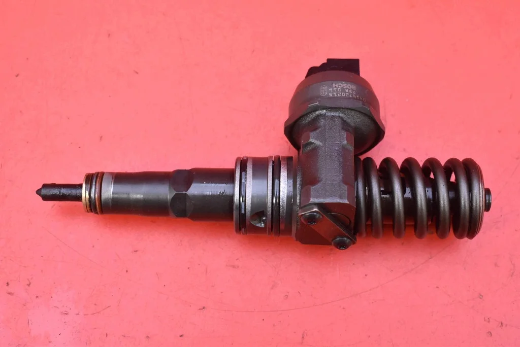 Einspritzdüse 038130073AG VW Passat 1.9 TDI image 4