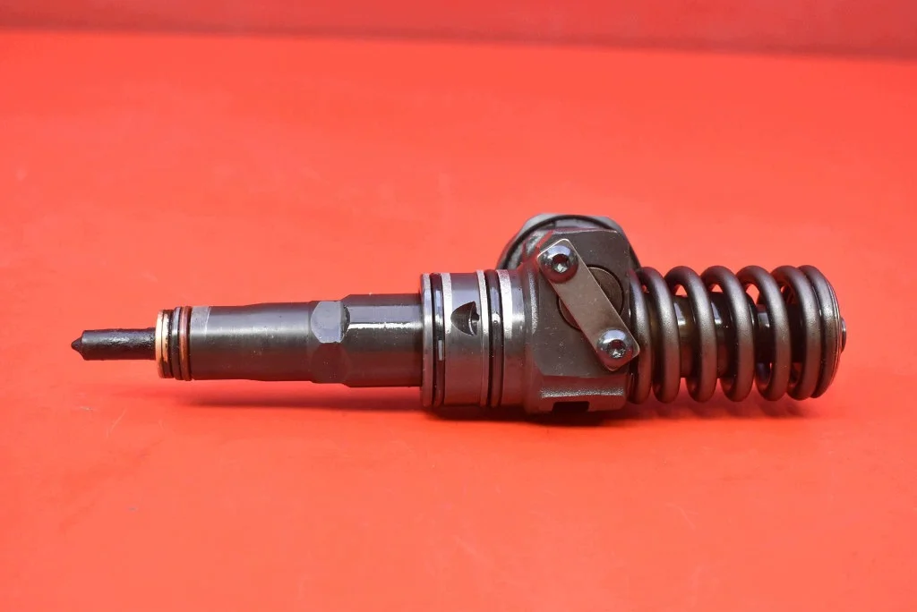 Einspritzdüse 038130073AG VW Passat 1.9 TDI image 5