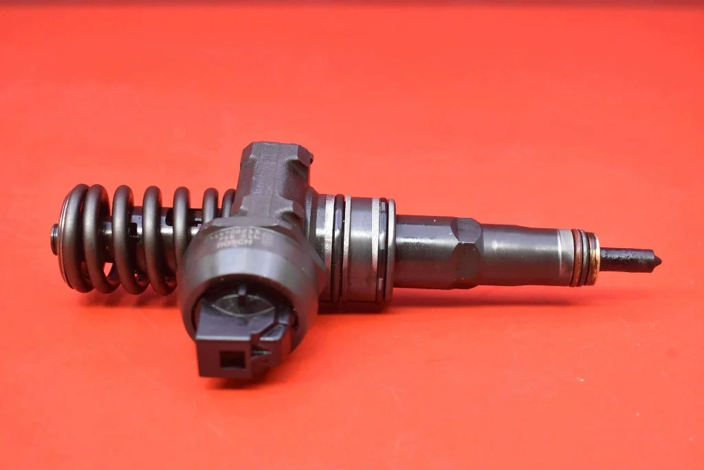 Einspritzdüse 038130073AG VW Passat 1.9 TDI image 7